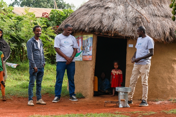 Etiopia, con le stufe migliorate riduciamo l’emissione di anidride carbonica